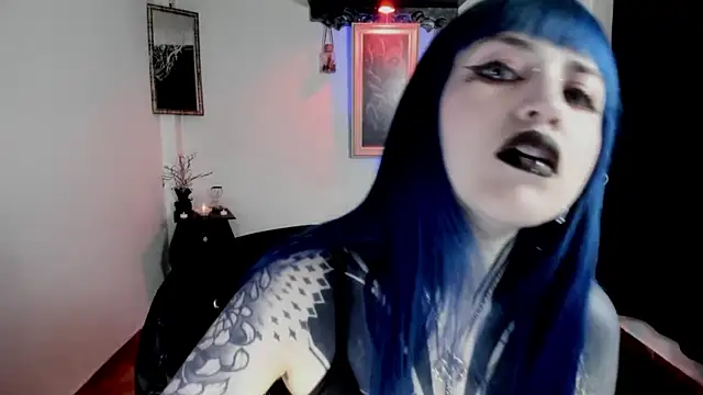 Snapshot of DimmuandDarkness chatting on 07.10.26 DimmuandDarkness online show from 07.10.26