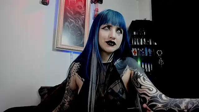 Snapshot of DimmuandDarkness chatting on 07.18.26 DimmuandDarkness online show from 07.18.26