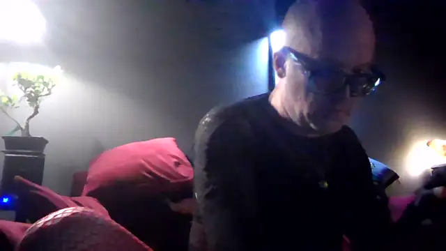 Snapshot of biffboff123 chatting on 05.24.26 biffboff123 online show from 05.24.26