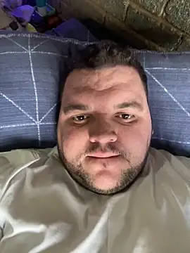 Snapshot of Mikey-HH chatting on 12.05.24 Mikey-HH online show from 12.05.24