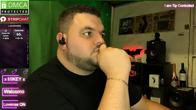 Snapshot of Mikey-HH chatting on 12.10.24 Mikey-HH online show from 12.10.24