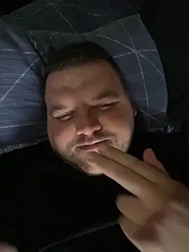 Snapshot of Mikey-HH chatting on 01.08.25 Mikey-HH online show from 01.08.25