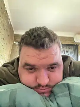 Snapshot of Mikey-HH chatting on 01.18.25 Mikey-HH online show from 01.18.25