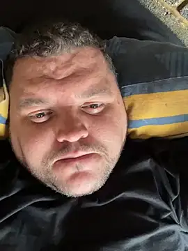 Snapshot of Mikey-HH chatting on 02.26.25 Mikey-HH online show from 02.26.25