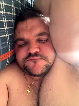 Snapshot of Mikey-HH chatting on 11.08.25 Mikey-HH online show from 11.08.25