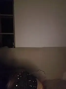 Snapshot of katiestevens chatting on 12.17.25 katiestevens online show from 12.17.25