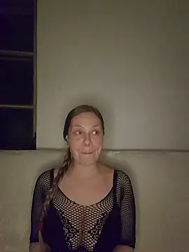 Snapshot of katiestevens chatting on 01.10.26 katiestevens online show from 01.10.26