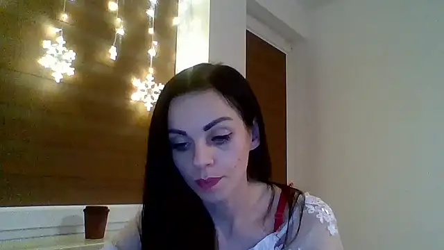 Snapshot of CassieSensual chatting on 12.30.24 CassieSensual online show from 12.30.24