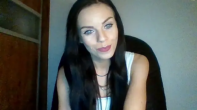 Snapshot of CassieSensual chatting on 02.08.25 CassieSensual online show from 02.08.25