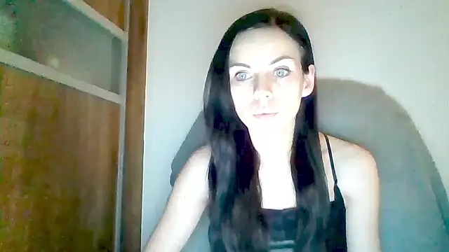 Snapshot of CassieSensual chatting on 02.25.25 CassieSensual online show from 02.25.25