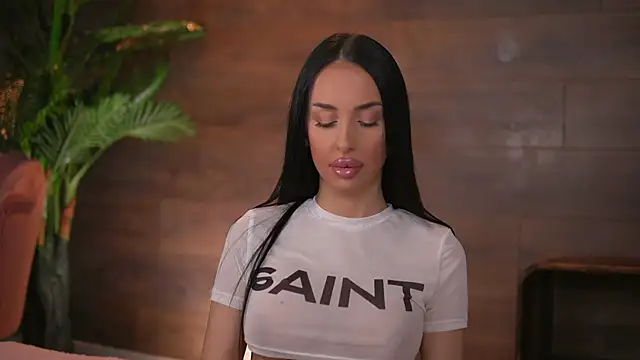 Snapshot of KairaAndrews chatting on 01.10.26 KairaAndrews online show from 01.10.26