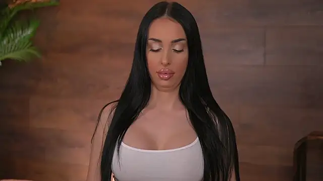 Snapshot of KairaAndrews chatting on 03.06.26 KairaAndrews online show from 03.06.26