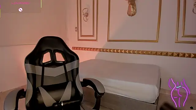 caro03x online show from 11.21.25