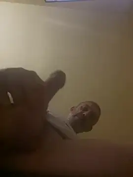 Snapshot of chris_sbh chatting on 01.26.25 chris sbh online show from 01.26.25