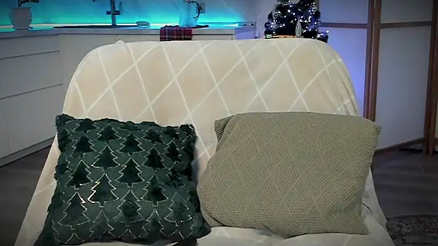 Snapshot of Devilina_V chatting on 12.09.24 Devilina V online show from 12.09.24