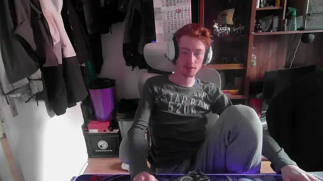 leon29leo online show from 10.16.25