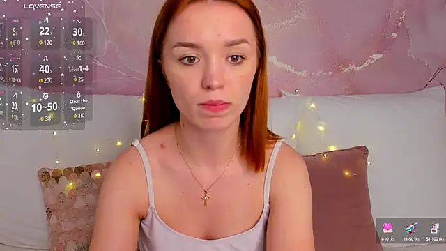 Snapshot of VirginOlly chatting on 02.03.25 VirginOlly online show from 02.03.25