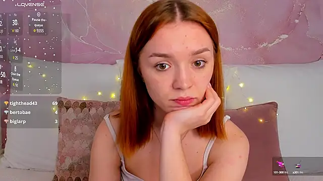 Snapshot of VirginOlly chatting on 02.03.25 VirginOlly online show from 02.03.25