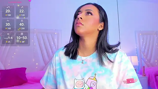 Snapshot of MavyStar chatting on 12.27.24 MavyStar online show from 12.27.24