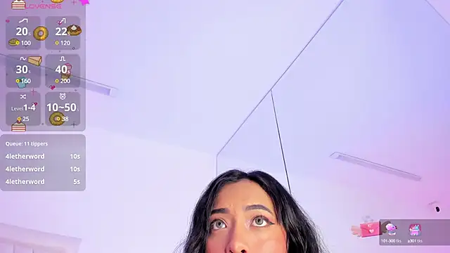 Snapshot of MavyStar chatting on 01.16.25 MavyStar online show from 01.16.25