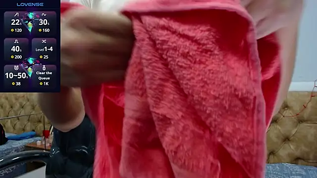 SkinnyBoy  online show from 01.30.25