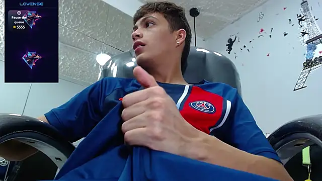 SkinnyBoy  online show from 02.08.25