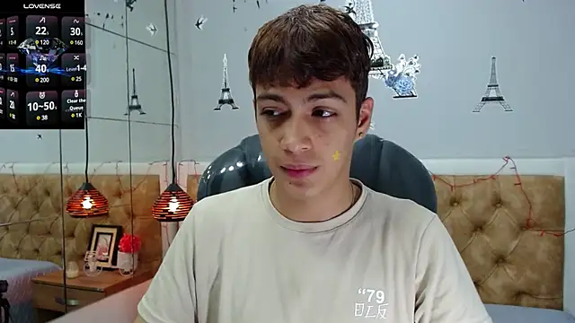 SkinnyBoy  online show from 02.22.25