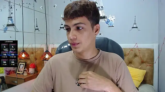 SkinnyBoy  online show from 03.19.25