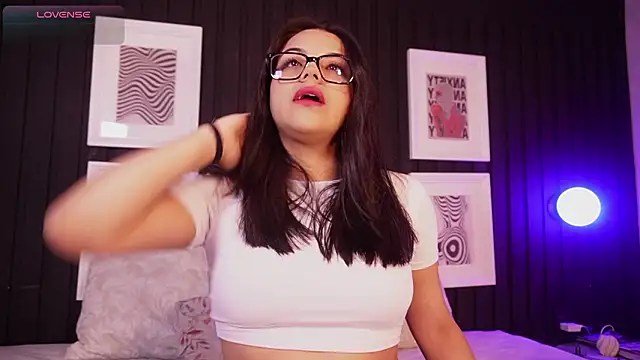 Sophia wilsonn  online show from 03.18.26