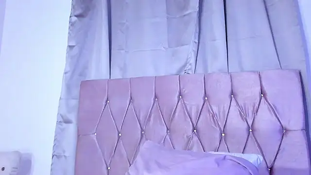 Ashley piinkk  online show from 03.23.25