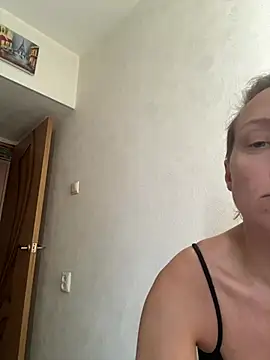 Snapshot of UmaTruewoman chatting on 06.25.26 UmaTruewoman online show from 06.25.26