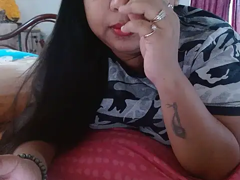 Snapshot of TASHa009 chatting on 09.15.25 TASHa009 online show from 09.15.25