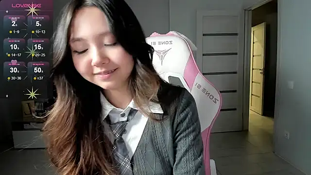 Snapshot of Fluffy_Rose chatting on 02.12.26 Fluffy Rose online show from 02.12.26