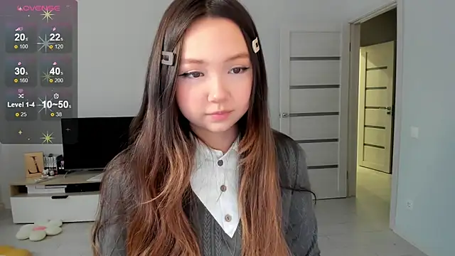 Snapshot of Fluffy_Rose chatting on 03.20.26 Fluffy Rose online show from 03.20.26