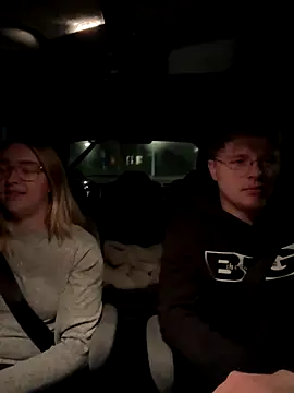 xX HotCouple Xx online show from 10.28.25