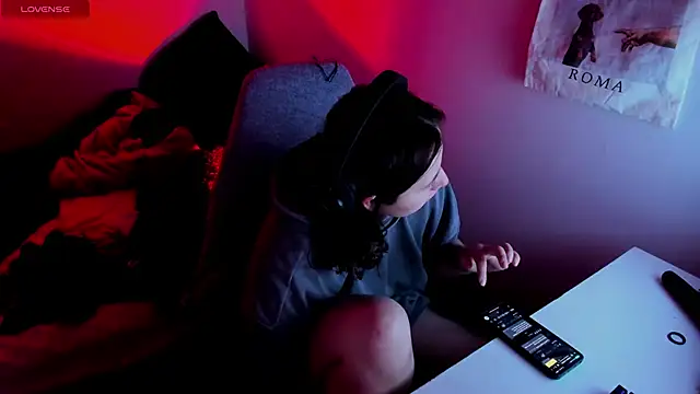 bonnie moon  online show from 05.16.26