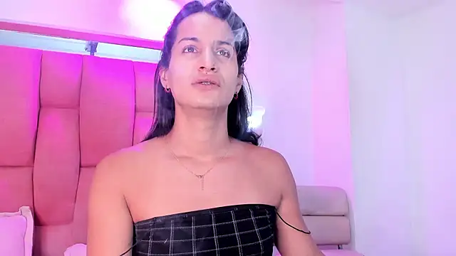 jennifer ts online show from 02.04.25