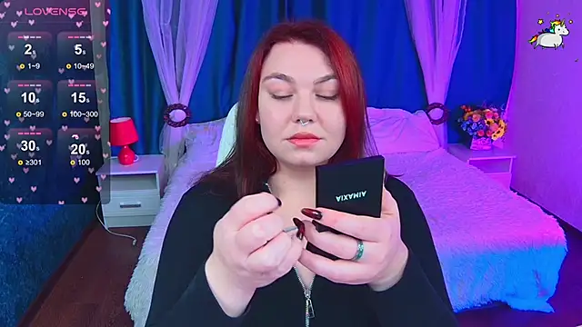 Snapshot of Lilumytrend chatting on 11.13.25 Lilumytrend online show from 11.13.25