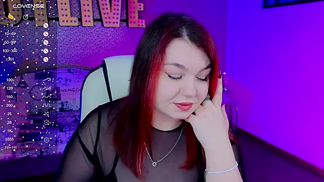 Snapshot of Lilumytrend chatting on 02.05.26 Lilumytrend online show from 02.05.26