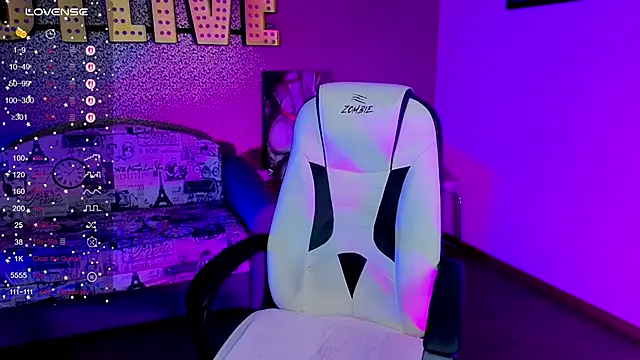 Snapshot of Lilumytrend chatting on 02.17.26 Lilumytrend online show from 02.17.26