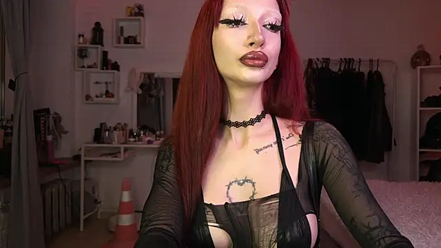 Snapshot of Marcellean chatting on 11.24.25 Marcellean online show from 11.24.25