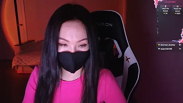 Snapshot of malady_ chatting on 03.21.25 malady online show from 03.21.25