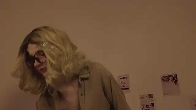 Snapshot of MariMaddison chatting on 03.02.25 MariMaddison online show from 03.02.25