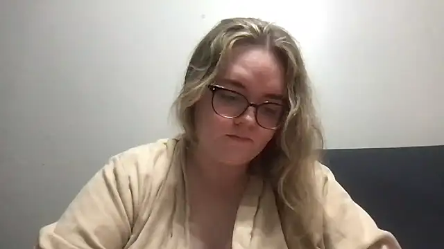 honeyyy24 online show from 03.17.26