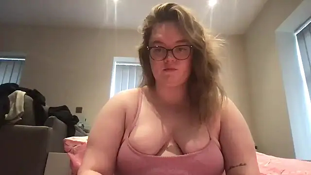 honeyyy24 online show from 04.28.26