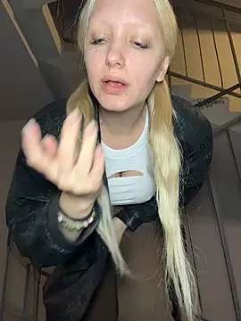 Snapshot of Milkyy_wway chatting on 02.07.26 Milkyy wway online show from 02.07.26