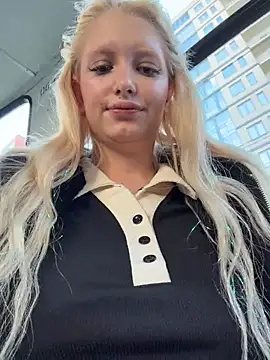 Snapshot of Milkyy_wway chatting on 03.21.26 Milkyy wway online show from 03.21.26