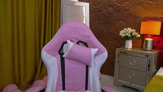 IrisMonn online show from 01.13.25