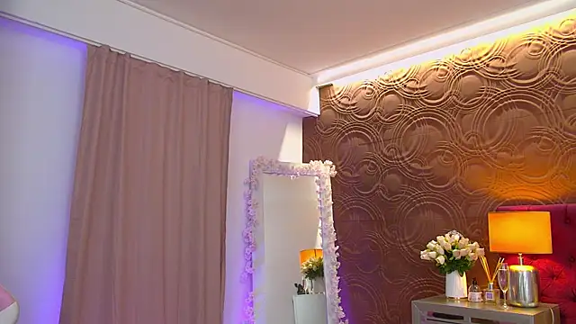 IrisMonn online show from 10.09.25