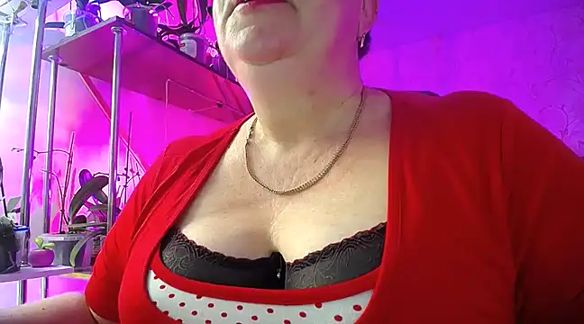 Snapshot of _Sweet_Woman chatting on 01.12.25  Sweet Woman online show from 01.12.25